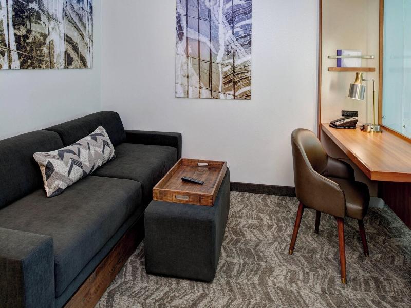 Springhill Suites Saginaw image