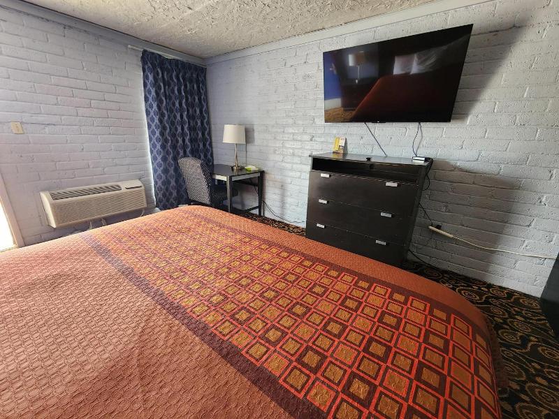 Carthage Inn image
