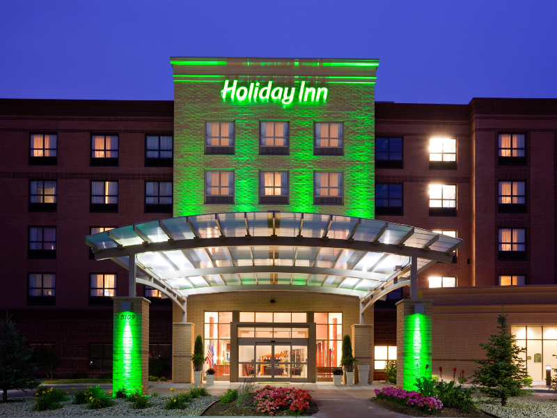 Holiday Inn Madison at the American Center image