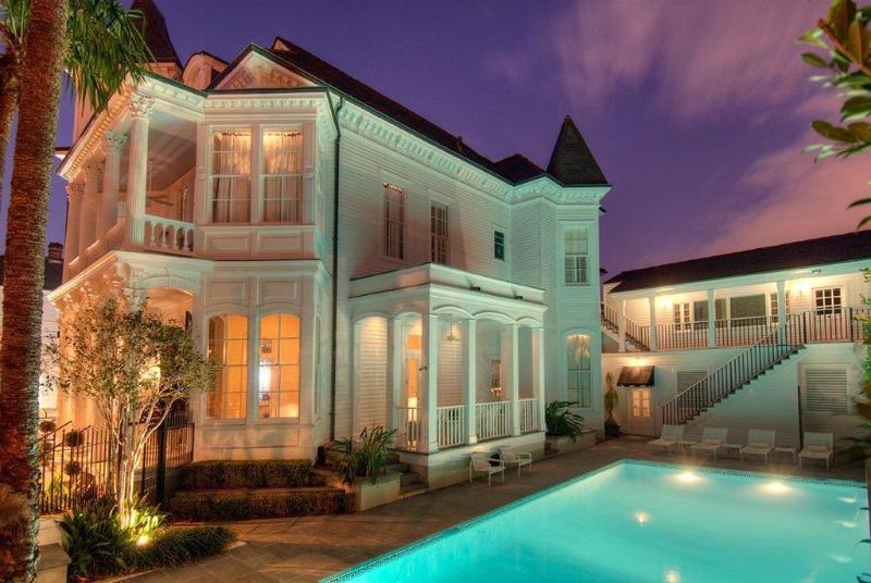 Melrose Mansion image