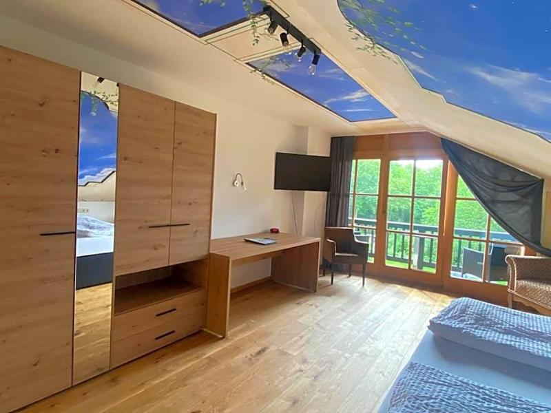 Landgasthof Maximilian image