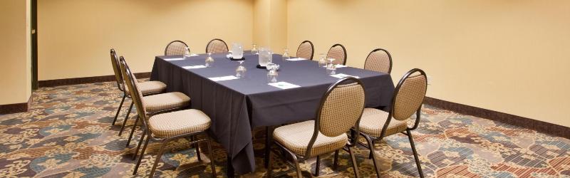 Holiday Inn Country Club Plaza