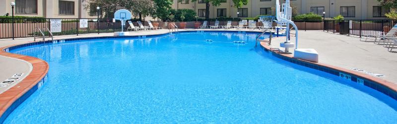 Holiday Inn Country Club Plaza