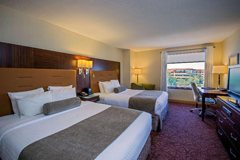 Sonesta Milwaukee West Wauwatosa – Wauwatosa, WI