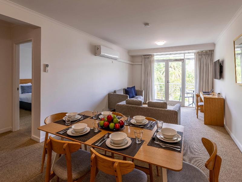 MainStay Suites Williamstown image
