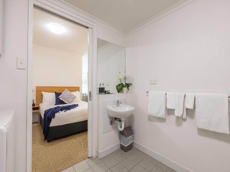 MainStay Suites Williamstown image