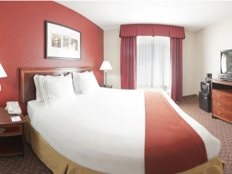 Baymont Inn & Suites Merrillville image