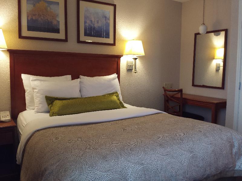 Candlewood Suites Kansas City photo 12