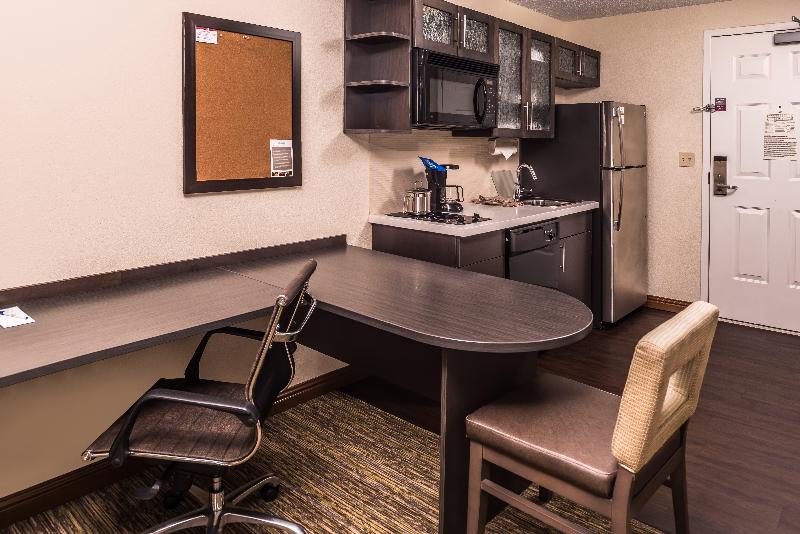Candlewood Suites Kansas City photo 21