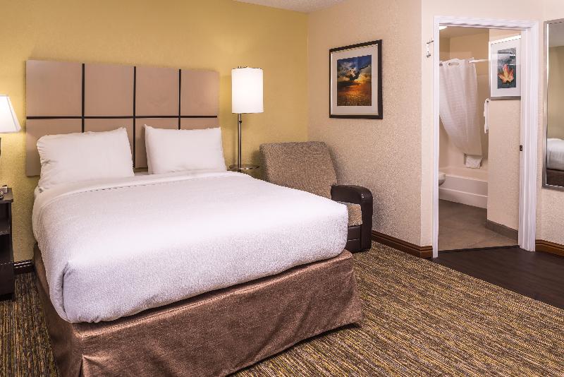 Candlewood Suites Kansas City photo 22