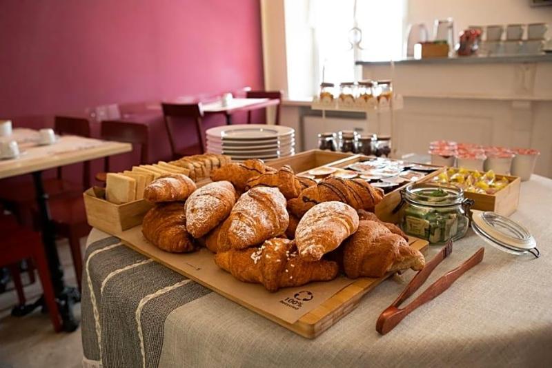 Hotel Broletto image