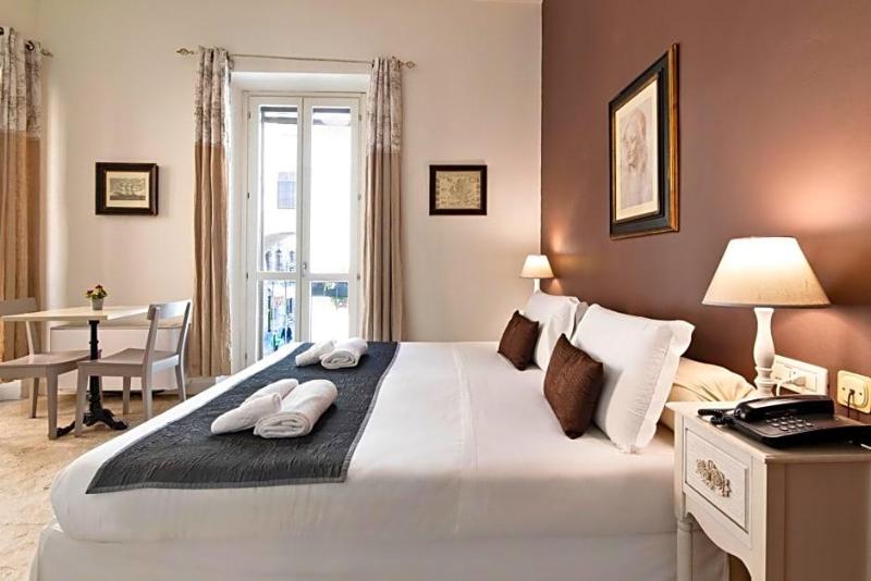 Hotel Broletto image