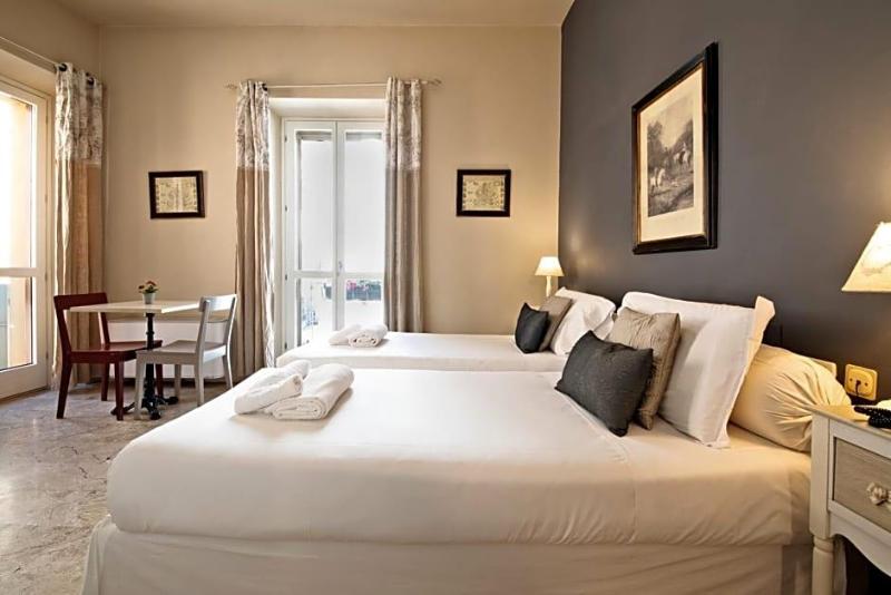Hotel Broletto image