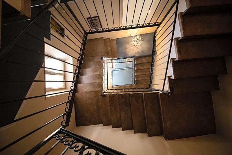 Hotel Broletto image