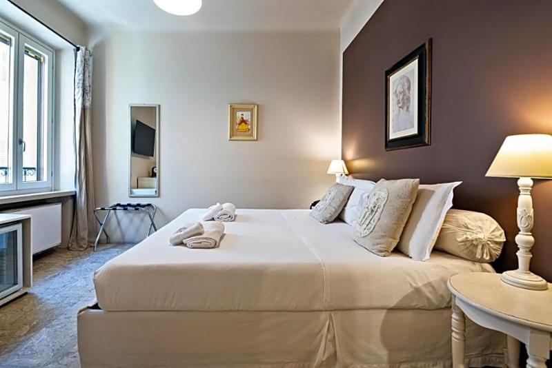 Hotel Broletto image