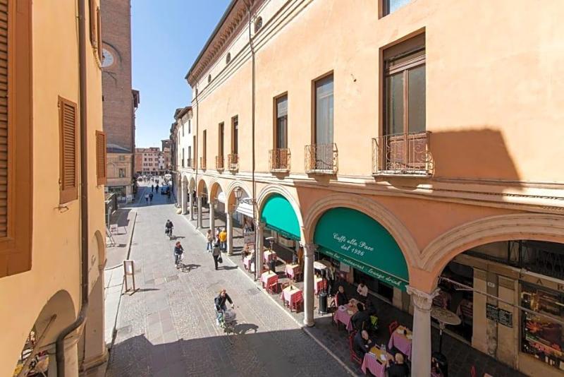 Hotel Broletto image