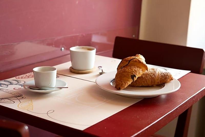 Hotel Broletto image