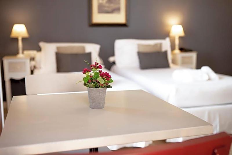 Hotel Broletto image