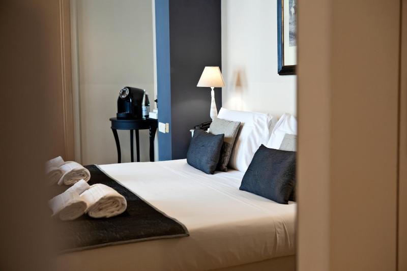 Hotel Broletto image