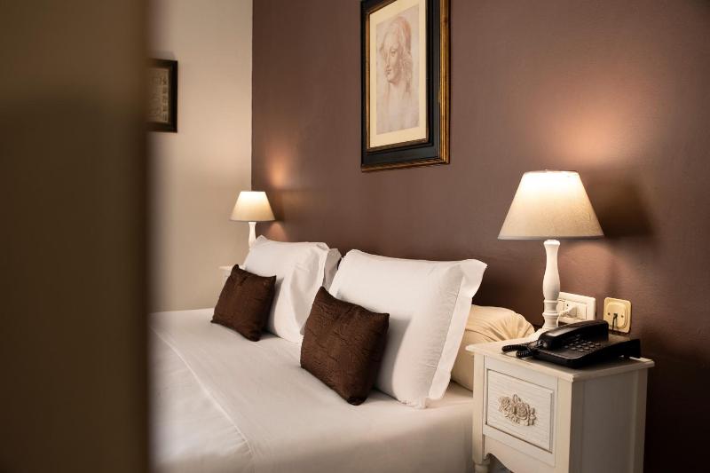 Hotel Broletto image