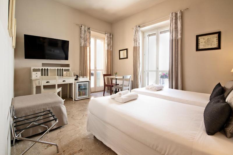 Hotel Broletto image