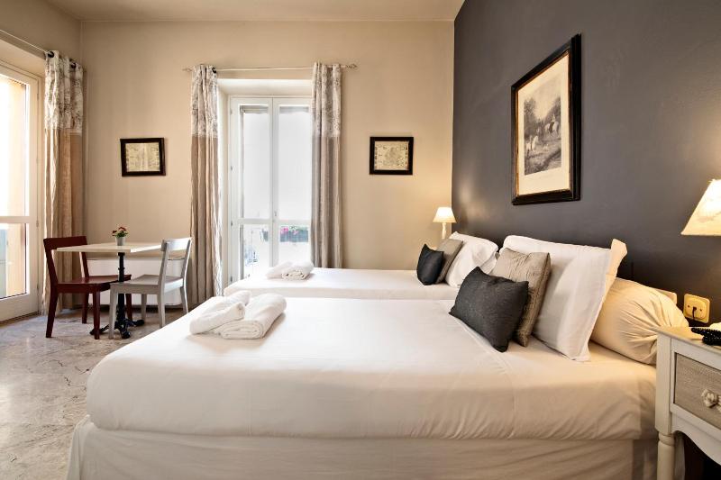 Hotel Broletto image