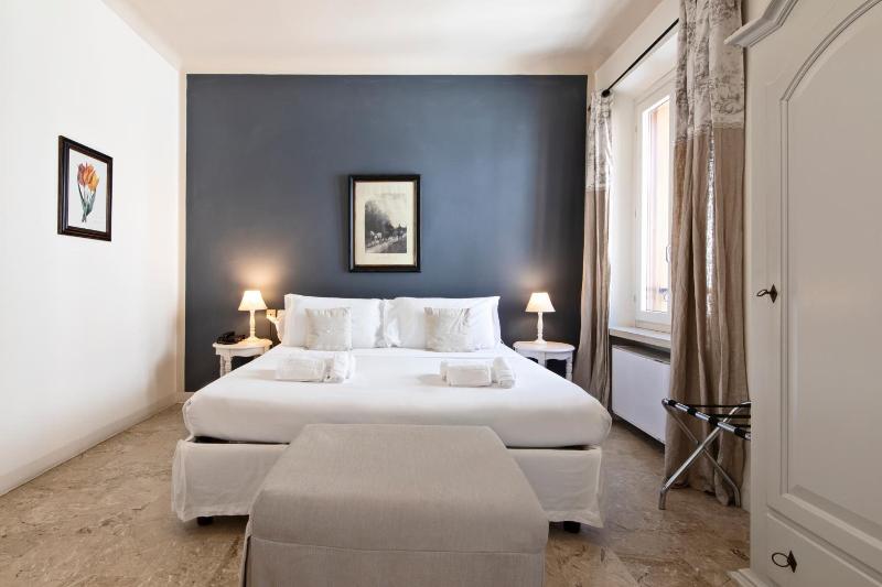 Hotel Broletto image