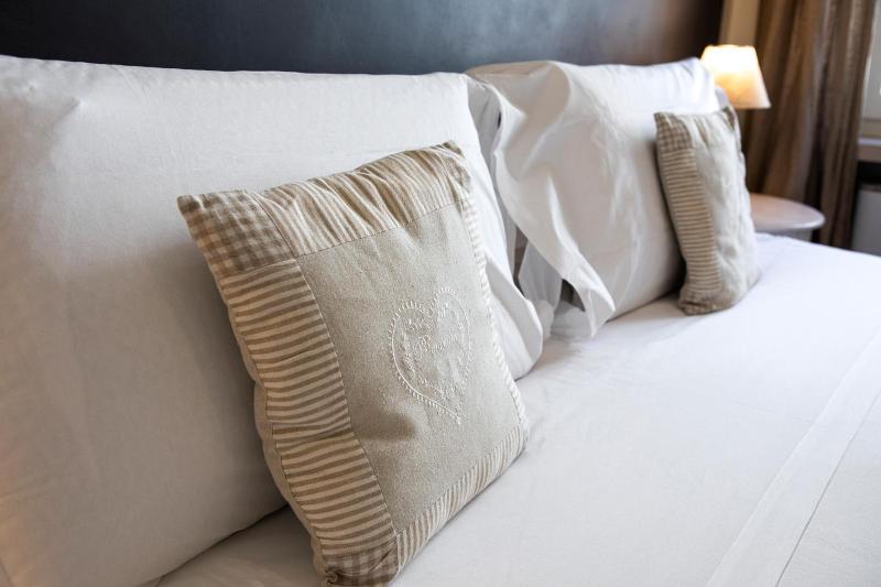 Hotel Broletto image