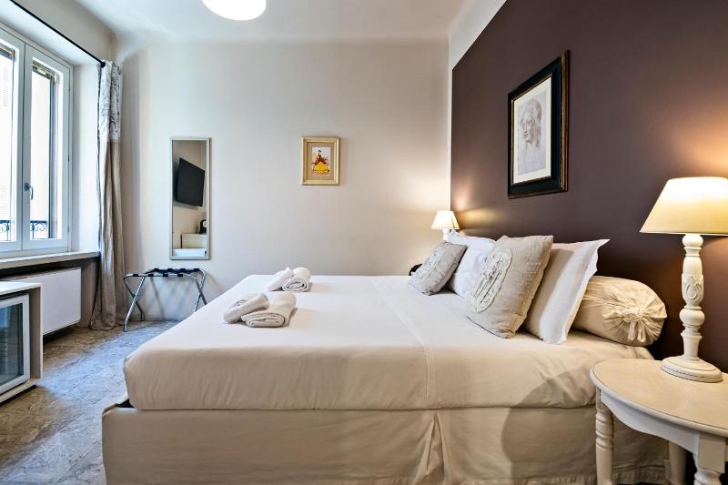 Hotel Broletto image