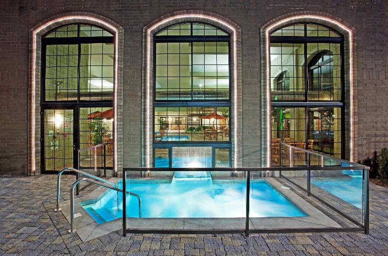 Holiday Inn Midland image