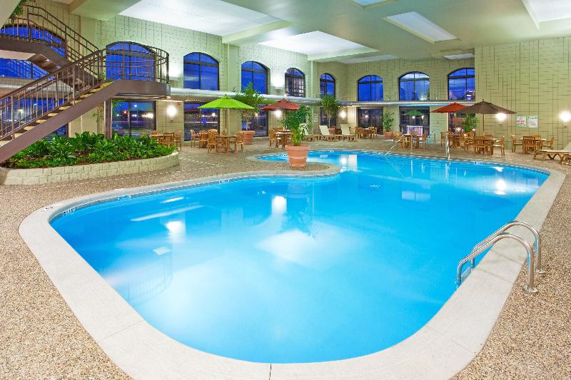 Holiday Inn Midland image