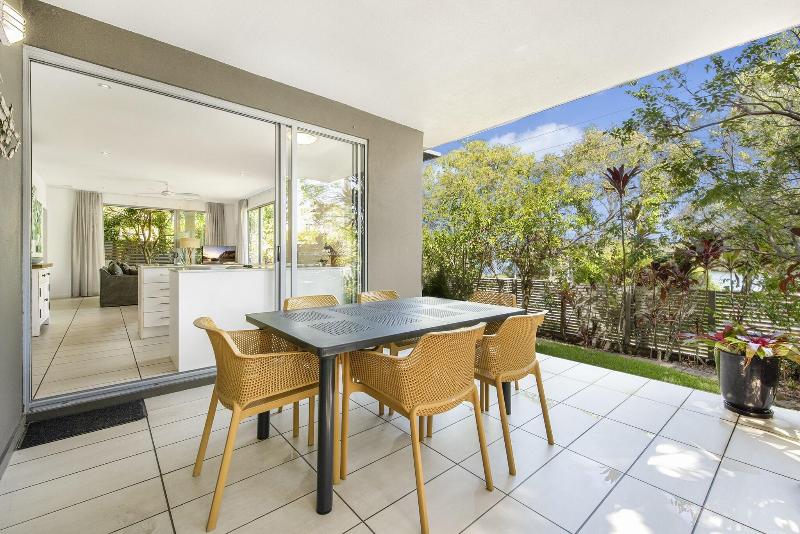 Metzo Noosa Resort image