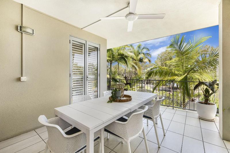 Metzo Noosa Resort image