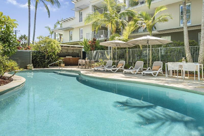 Metzo Noosa Resort image