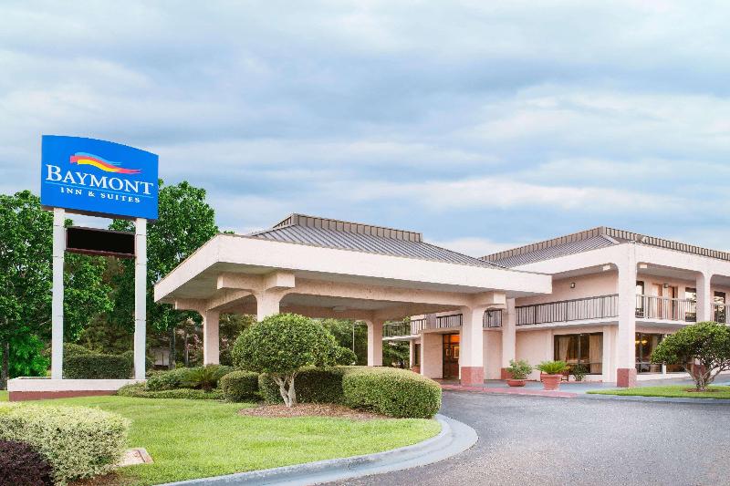 BAYMONT INN AND SUITES MOBILE