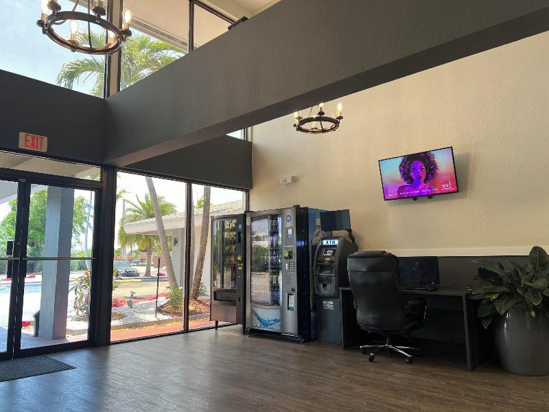 Garden Inn Homestead - Image 1