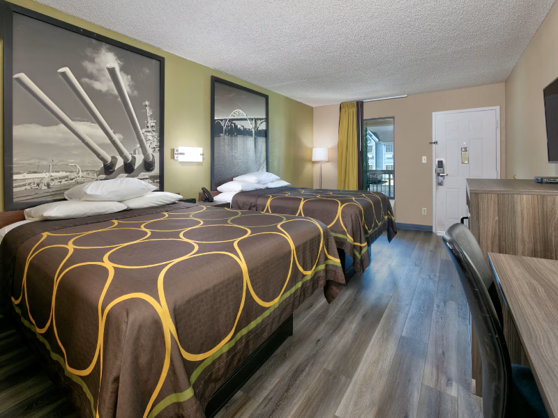 Super 8 by Wyndham Mobile/Tillmans Corner image