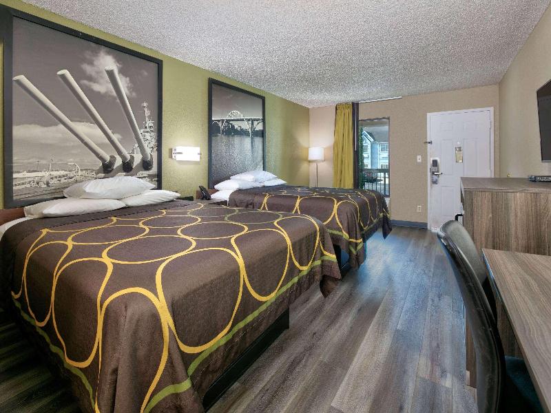 Super 8 by Wyndham Mobile/Tillmans Corner image