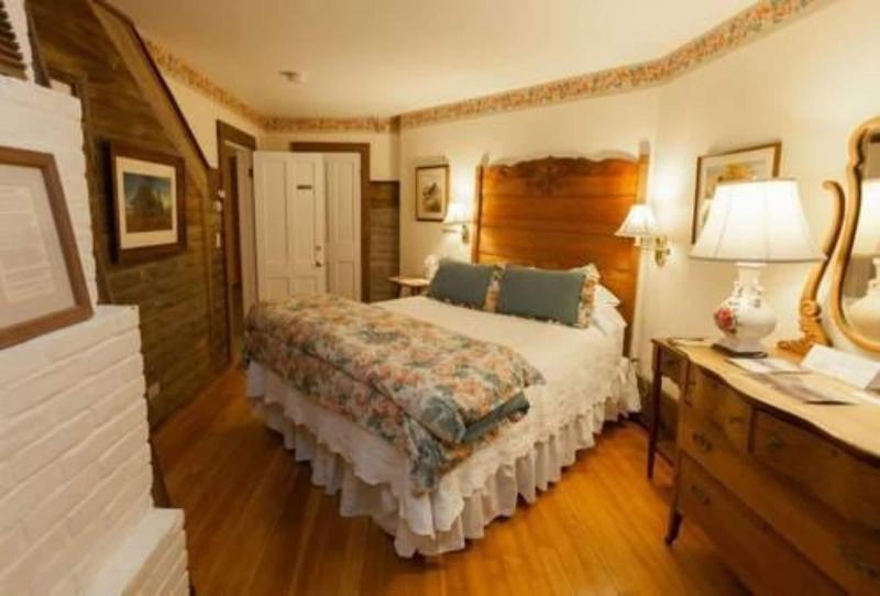 West Mountain Inn image
