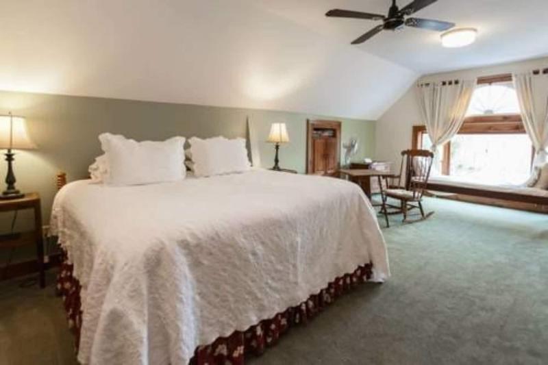 West Mountain Inn image