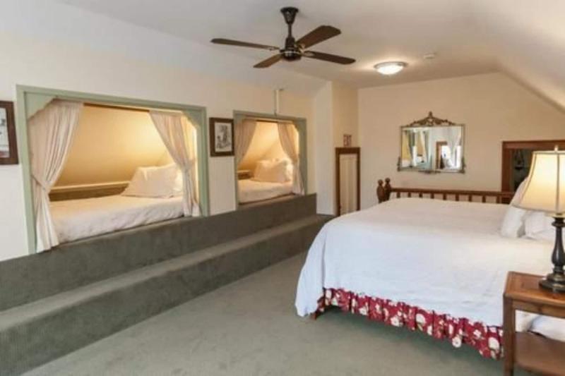 West Mountain Inn image