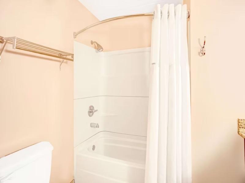 Ramada by Wyndham Murfreesboro image