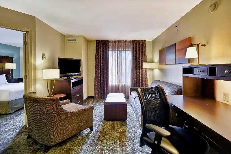 Staybridge Suites Middleton/Madison-West photo 16