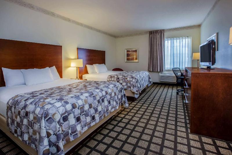Baymont by Wyndham Mackinaw City image