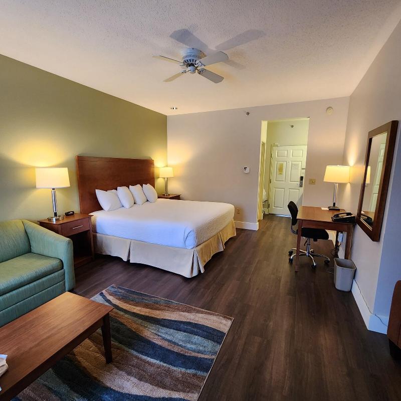 Baymont by Wyndham Mackinaw City image