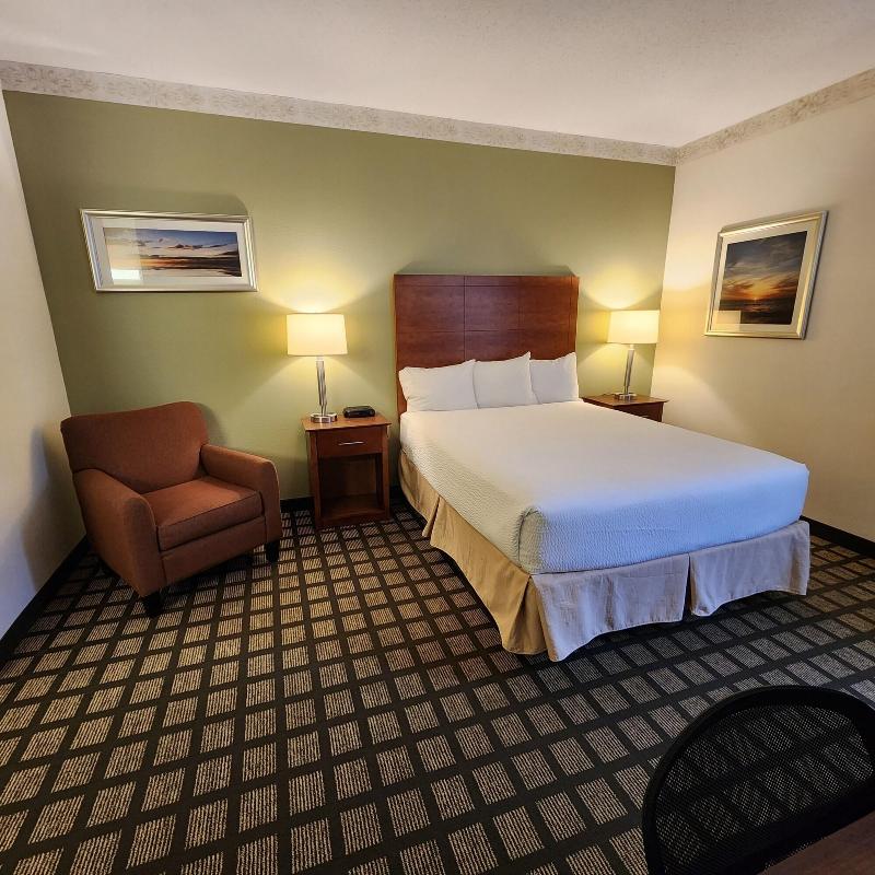Baymont by Wyndham Mackinaw City image
