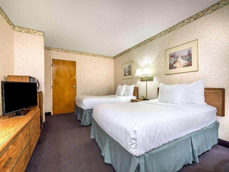 Days Inn by Wyndham Vineland image