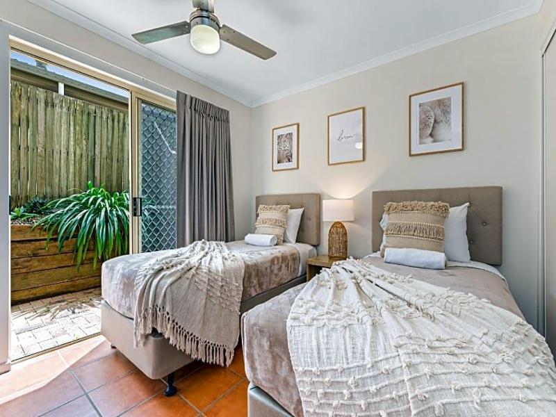 Coolum Beach Getaway Resort image