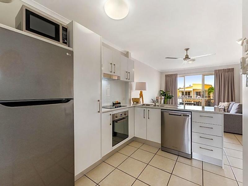 Coolum Beach Getaway Resort image