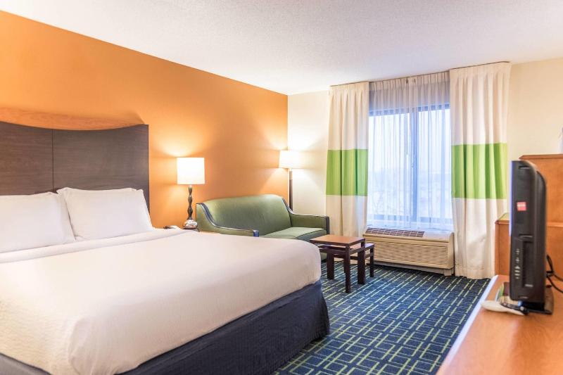Fairfield Inn & Suites Muskegon Norton Shores image